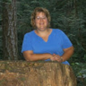 Meet your Posher, Joelle